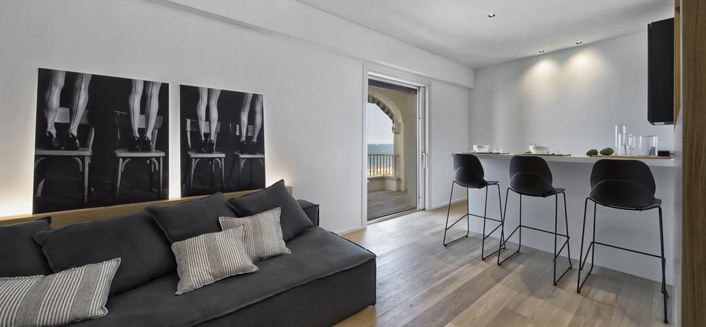 Luxury Suites Collection - Milano 33 Riccione Bagian luar foto