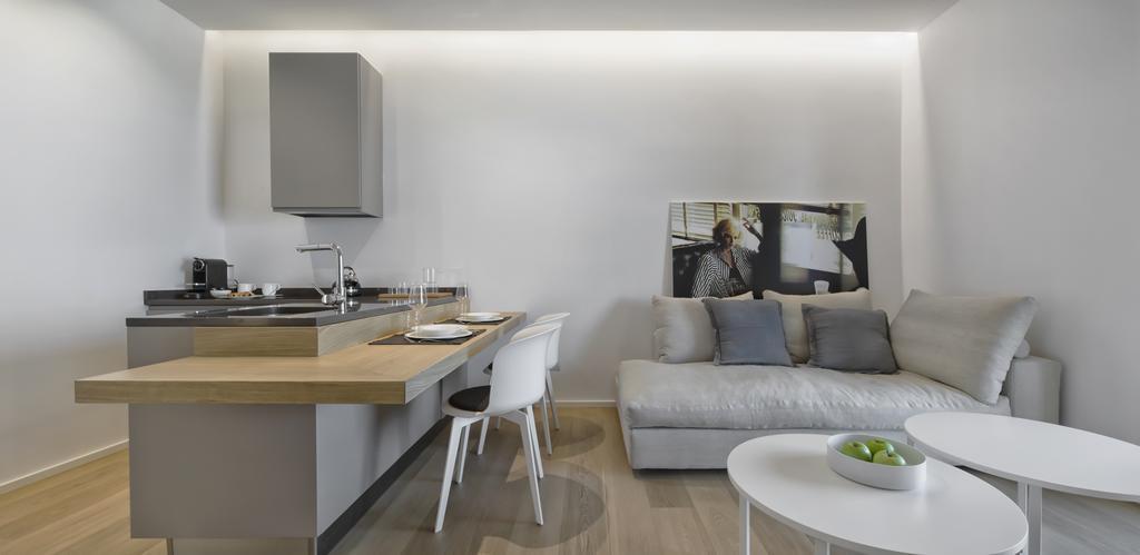 Luxury Suites Collection - Milano 33 Riccione Bagian luar foto