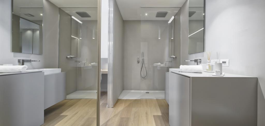 Luxury Suites Collection - Milano 33 Riccione Bagian luar foto