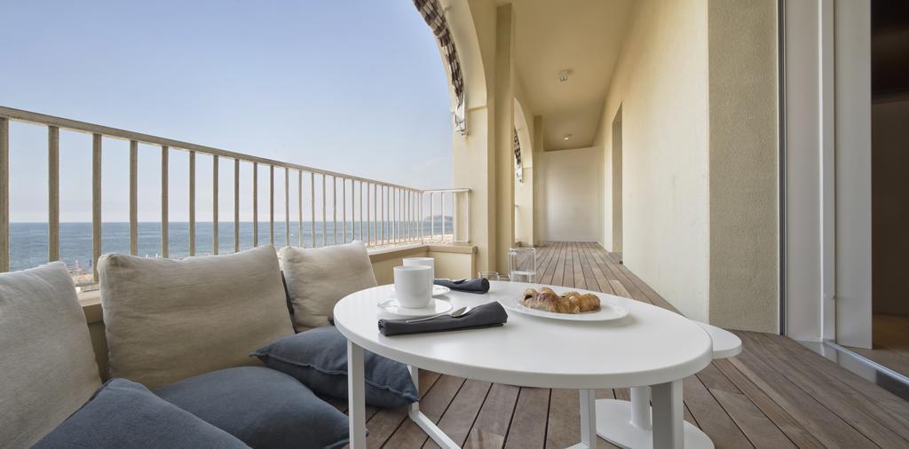 Luxury Suites Collection - Milano 33 Riccione Bagian luar foto